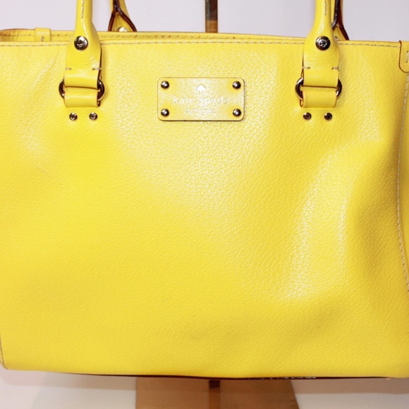 Kate Spade New York Wellesley Quinn Tote - Picture 4 of 6